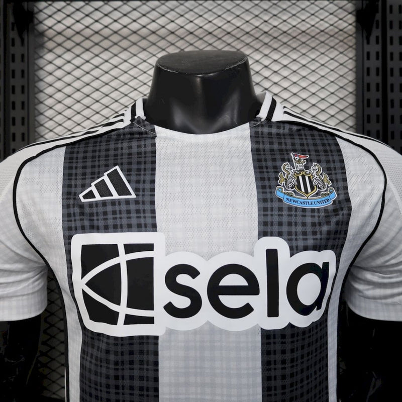 NEWCASTLE UNITED I 25/26 HOMBRE (VERSIÓN JUGADOR)