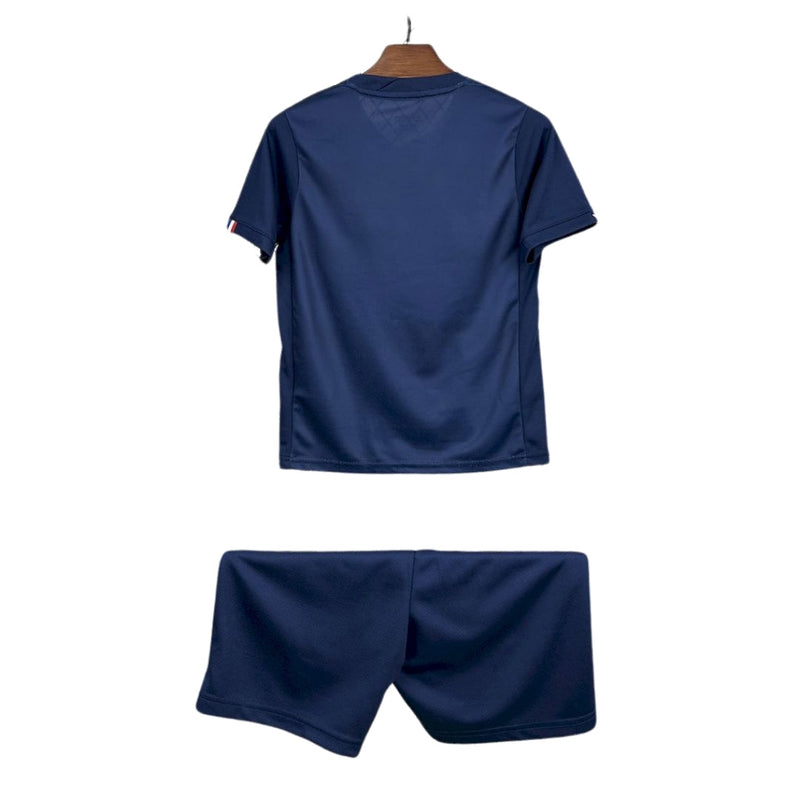 PSG I 25/26 CONJUNTO INFANTIL LANZAMIENTO